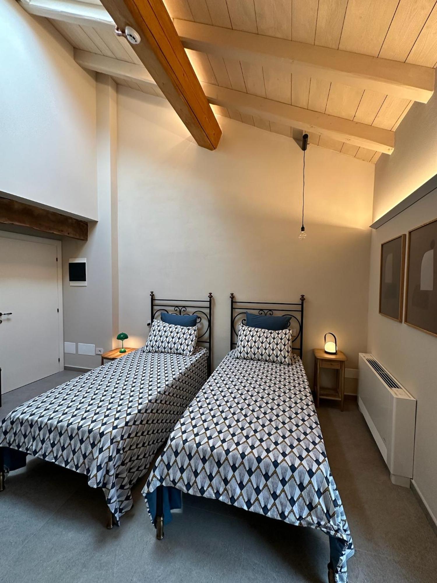 La Valle Del Re - Agriturismo Medesano Esterno foto